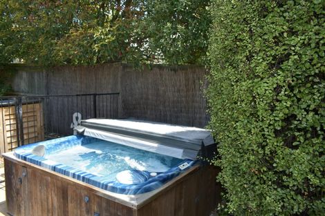 Photo of property in 232 Lake Terrace Road, Shirley, Christchurch, 8061