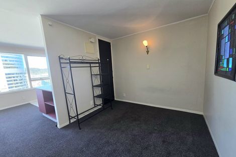 Photo of property in Churchill Flats, 213 The Terrace, Wellington Central, Wellington, 6011