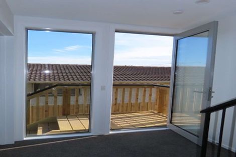 Photo of property in 2/246 Marine Parade, New Brighton, Christchurch, 8061