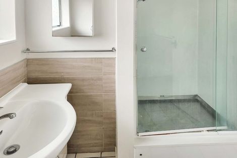 Photo of property in 26b Bauchop Road, Waterloo, Lower Hutt, 5011