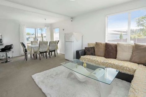 Photo of property in 2/3 Edwin Freeman Place, Ranui, Auckland, 0612