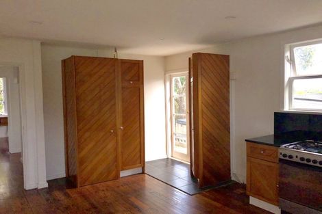 Photo of property in 6a Onewa Road, Northcote Point, Auckland, 0627