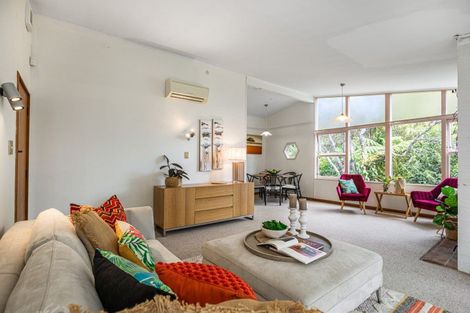 Photo of property in 224 Glengarry Road, Glen Eden, Auckland, 0602