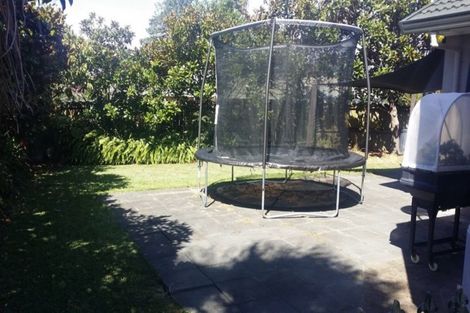 Photo of property in 7 Robina Court, Burswood, Auckland, 2013