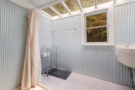 Photo of property in 9 Tumai Road, Lake Rotoma, Rotorua, 3074