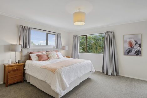 Photo of property in 15 Sawtell Place, Northcote, Christchurch, 8052