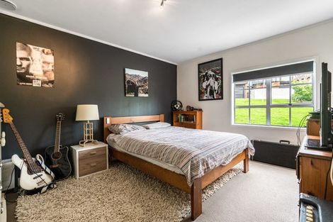 Photo of property in 23 Hanlon Crescent, Narrow Neck, Auckland, 0624