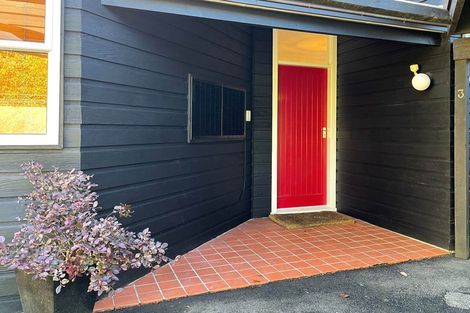 Photo of property in 3/23 Box Hill, Khandallah, Wellington, 6035