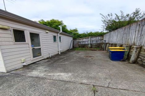 Photo of property in 1/57 Bruce Road, Glenfield, Auckland, 0629