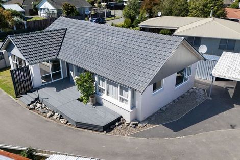 Photo of property in 48 Stanton Crescent, Hoon Hay, Christchurch, 8025