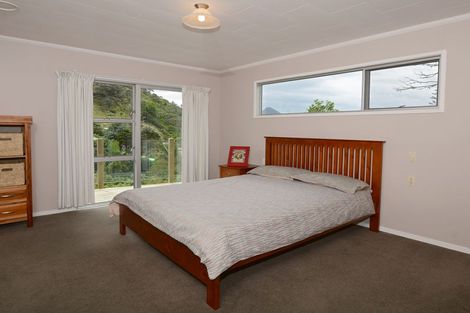 Photo of property in 3 Bay View Place, Whangarei Heads, Whangarei, 0174
