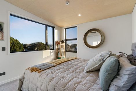 Photo of property in 23 Banks Avenue, Mount Maunganui, 3116