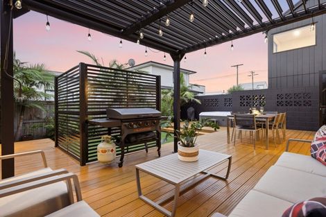 Photo of property in 8 Motiti Road, Papamoa Beach, Papamoa, 3118