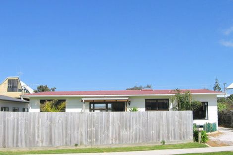 Photo of property in 4 Motiti Road, Papamoa Beach, Papamoa, 3118