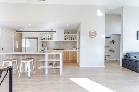 Photo of property in 74 Vinistra Road, Huapai, Kumeu, 0810