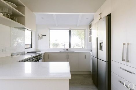 Photo of property in 9 Ngarimu Place, Mount Maunganui, 3116