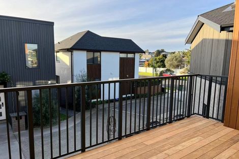 Photo of property in 3 Finesse Lane, Bucklands Beach, Auckland, 2012