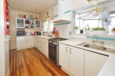 Photo of property in 300 Cambridge Road, Hillcrest, Hamilton, 3216