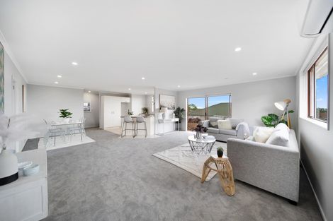 Photo of property in 13 Keri Vista Rise, Papakura, 2110