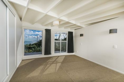 Photo of property in 40 Waitea Road, Muriwai, Waimauku, 0881