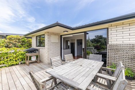 Photo of property in 35a Ropiha Street, Fitzroy, New Plymouth, 4312