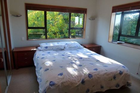 Photo of property in 1/69 Palmerston Road, Birkenhead, Auckland, 0626