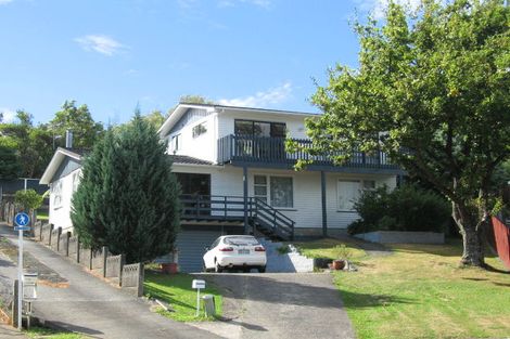 Photo of property in 14 Radiata Grove, Brown Owl, Upper Hutt, 5018