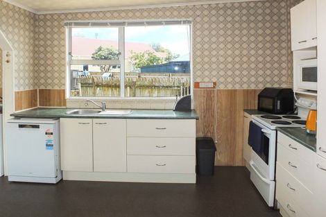 Photo of property in 4 Harrod Avenue, Foxton Beach, Foxton, 4815