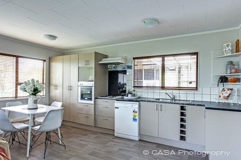 Photo of property in 8 Panorama Drive, Parahaki, Whangarei, 0112