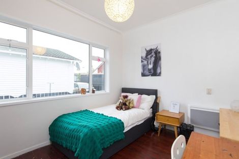 Photo of property in 253 Meola Road, Point Chevalier, Auckland, 1022