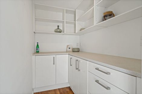 Photo of property in 76 Queenstown Road, Onehunga, Auckland, 1061