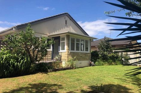 Photo of property in 146 Queen Street, Pukekohe, 2120