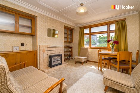 Photo of property in 302 Main South Road, Green Island, Dunedin, 9018