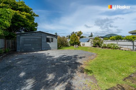 Photo of property in 302 Main South Road, Green Island, Dunedin, 9018