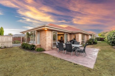 Photo of property in 50 Becmead Drive, Harewood, Christchurch, 8051