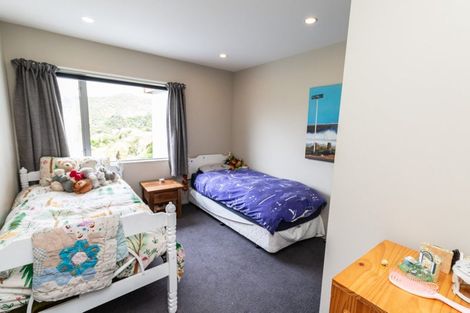 Photo of property in 1/18 Montgomery Avenue, Karori, Wellington, 6012