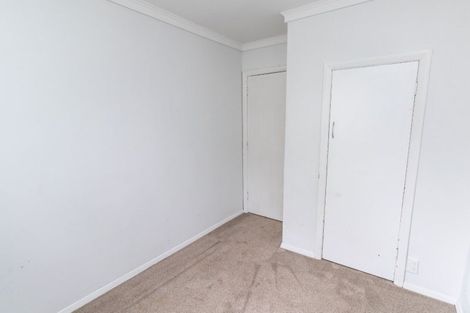 Photo of property in 88 Queenwood Road, Levin, 5510