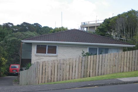 Photo of property in 1/71 Bentley Avenue, Glenfield, Auckland, 0629