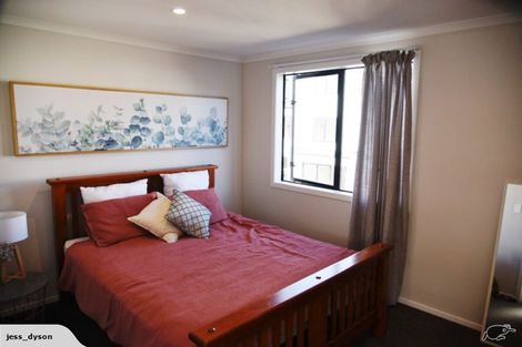 Photo of property in 14 Uku Lane, Hobsonville, Auckland, 0616