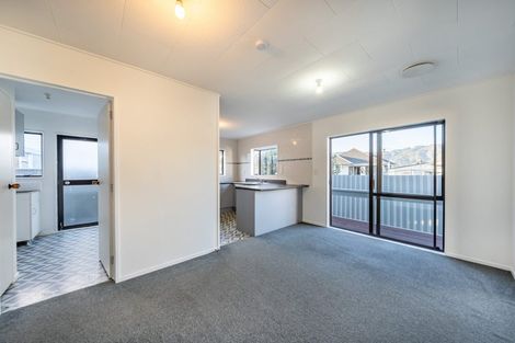 Photo of property in 2/1006 High Street, Avalon, Lower Hutt, 5011