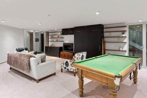 Photo of property in 4 Sharon Road, Waiake, Auckland, 0630