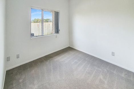 Photo of property in 81 Babich Road North, Ranui, Auckland, 0612