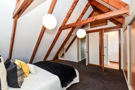 Photo of property in 28b Braid Road, St Andrews, Hamilton, 3200