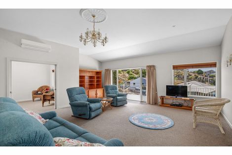 Photo of property in 16 Aronui Road, Bridge Hill, Alexandra, 9320