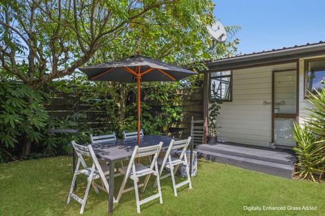 Photo of property in 6 Crownhill Street, Spotswood, New Plymouth, 4310