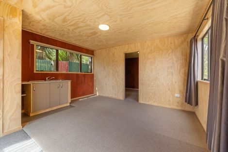 Photo of property in 25 Herekawe Drive, Spotswood, New Plymouth, 4310