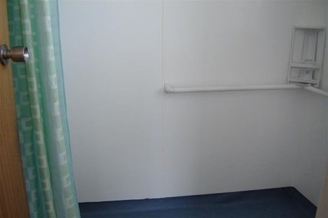 Photo of property in 2/33 Butterworth Drive, Glendene, Auckland, 0602