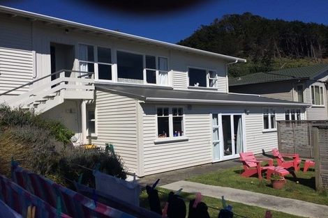 Photo of property in 20 Pinnacle Street, Seatoun, Wellington, 6022
