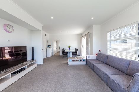 Photo of property in 81 Colonial Drive, Silverdale, 0932