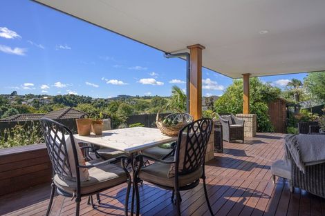 Photo of property in 14 Waipuna Grove, Welcome Bay, Tauranga, 3112